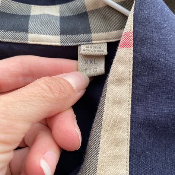 Burberry Men’s navy button down dress shirt - Picture 5 of 5